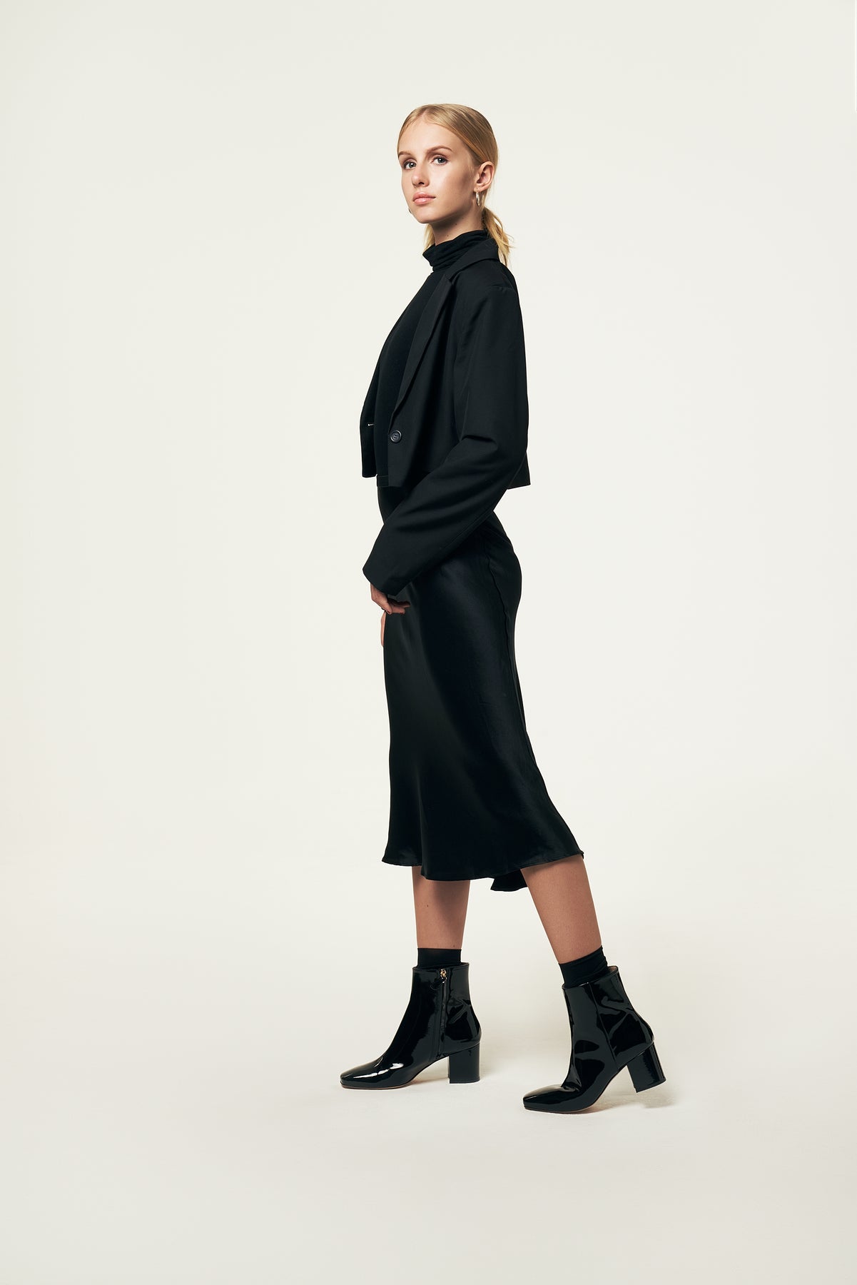 Sienna Ankle Boots In Large Sizes Leather Black Miyana Berlin sienna-ankle-boots-in-large-sizes-leather-black-miyana-berlin