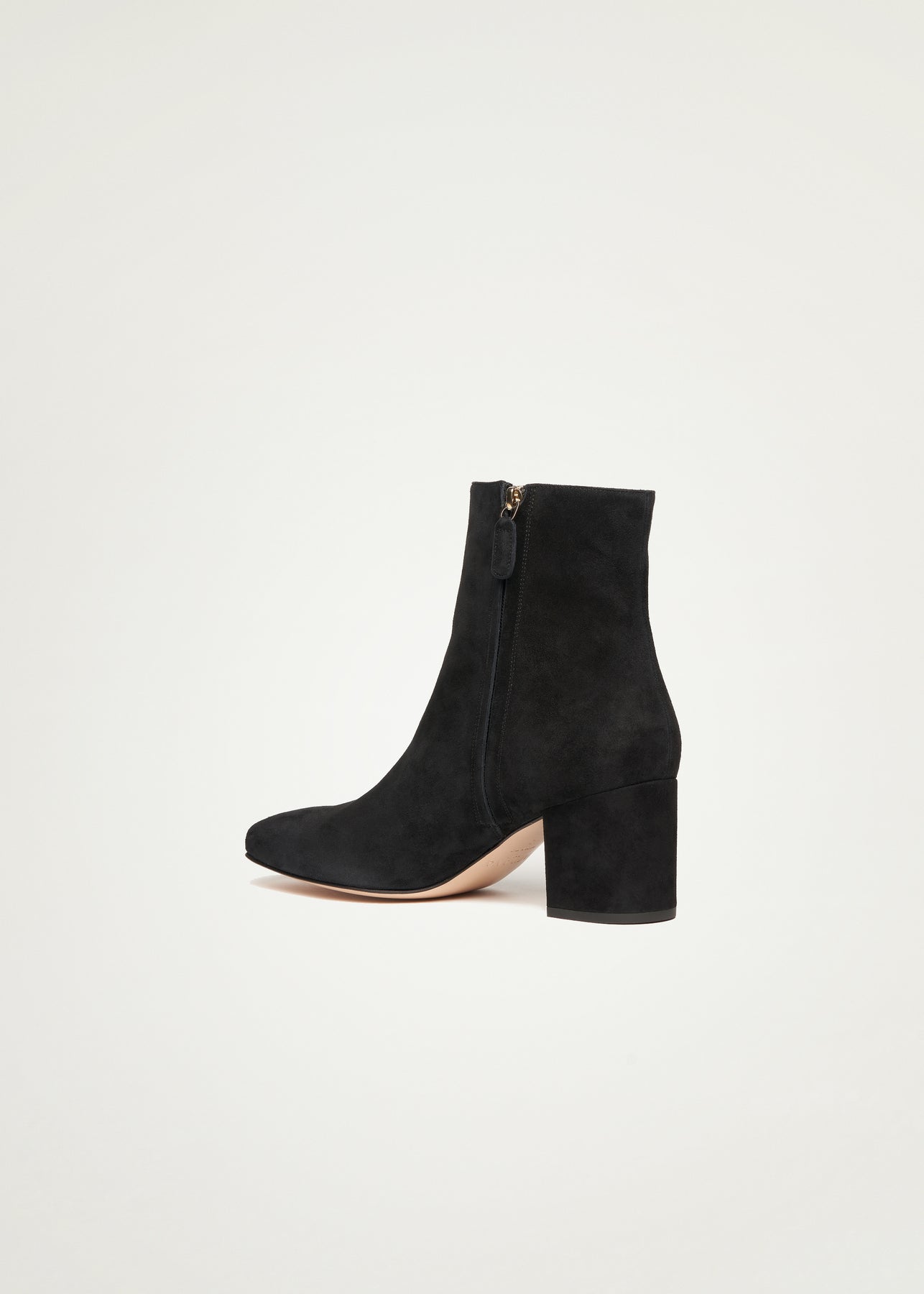 Sienna – Ankle boots in large sizes, suede, black | Miyana Berlin