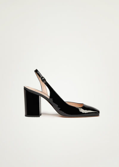 Lilou Pumps in black patent leather in large sizes for women in side view